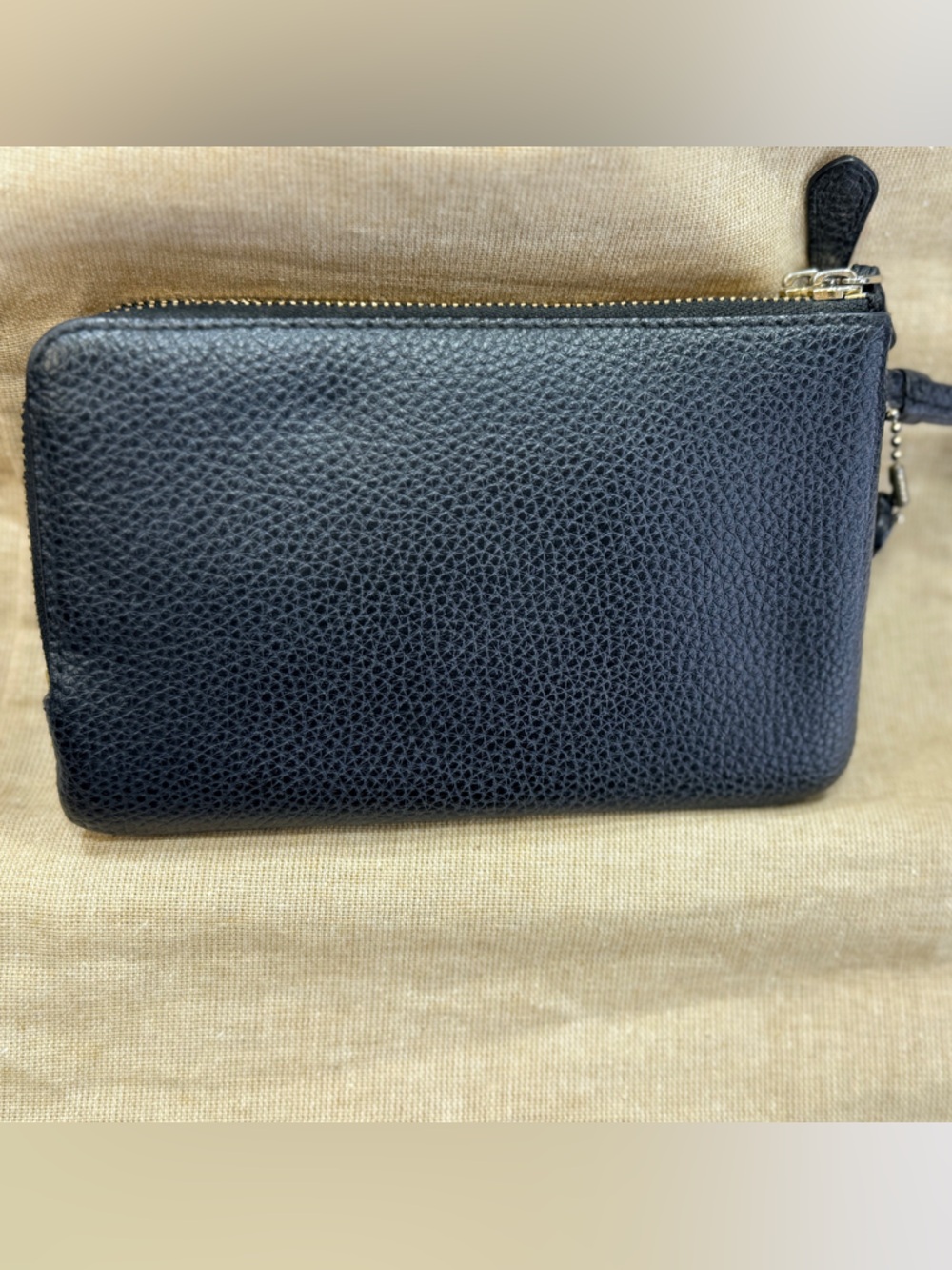 Coach Black Pebbled Leather Dbl Zip Wristlet - Picture 2 of 9